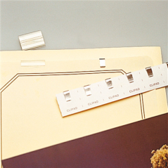 Image 10 U. CLIPS MÉTALLIQUES SUR PAPIER ADHÉSIF  27x2,8 CM ARGENTE METAL (1 UNITÉ) #1