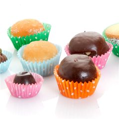 Image CAPSULES 'PETITS FOURS - POLKA' 50 G/M2 Ø 4,1x2,7 CM ASSORTI PARCH.INGRAISSABLE (1000 UNITÉ) #1